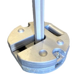 Metallipainot ja kiinnityspultit